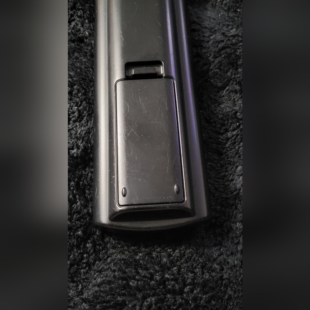 OLEVIA RC-LTL TV Remote - Picture 4 of 4